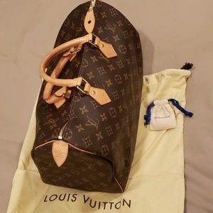 Authentic Louis Vuitton Monogram Speedy 35cm